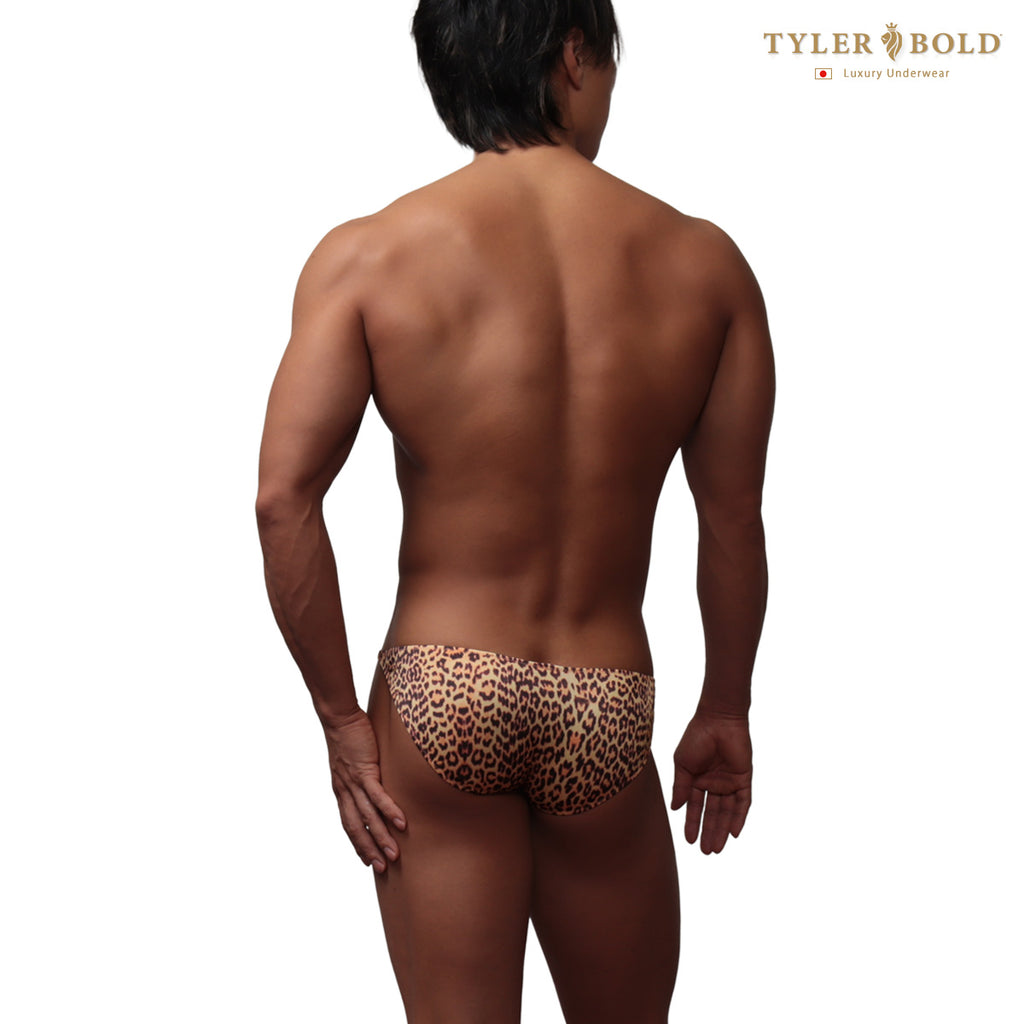 【タイラーボールド】819115　バズ　スリムライン　スーパービキニ　ブラガビキニ　Tバック　ボディメイクアンダーウェア　男性下着　メンズ下着　ブーメランパンツ　メンズパンツ　ブラジリアンパンツ　メンズビキニ　メンズTバック　競パン　競泳パンツ　ちょいモテパンツ  タイラーボールドオフィシャルストア　モテる　ブリーフパンツ　ジョックストラップ　ボクサーパンツ　男性下着ブログ　メンズビキニブログ　Aura　TYLERBOLD　Body makeup underwear　King's Underwear　Men's underwear　Men's bikini　Men's  Braga Bikinis　Boxer Briefs　Jock Straps　Thong　Tanga　Made in Japan　Made by TYLERBOLD