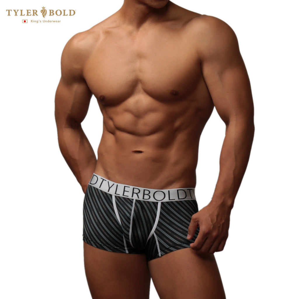 【タイラーボールド TYLERBOLD】205162　オスカー　スーパービキニ　メスコビキニ　スーパービキニ　男性下着　メンズ下着　ブーメランパンツ　メンズパンツ　ブラジリアンパンツ　メンズビキニ　メンズスーパービキニ　競パン　競泳パンツ　ちょいモテパンツ  タイラーボールドオフィシャルストア　モテる　ブリーフパンツ　ジョックストラップ　ボクサーパンツ　男性下着ブログ　メンズビキニブログ　TYLERBOLD　ラグジュアリーアンダーウェア　Men's underwear　Men's bikini　Men's  Mesco Bikinis　Boxer Briefs　Jock Straps　Thong　Tanga　Made in Japan　Made by TYLERBOLD