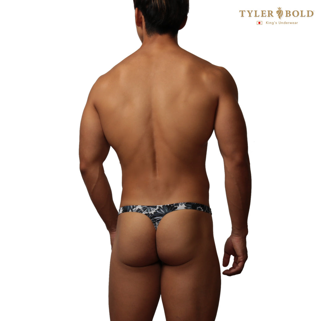 【タイラーボールド】816017　ウルトラローライズ　スーパービキニ　メスコビキニ　スーパービキニ　男性下着　メンズ下着　ブーメランパンツ　メンズパンツ　ブラジリアンパンツ　メンズビキニ　メンズスーパービキニ　競パン　競泳パンツ　ちょいモテパンツ  タイラーボールドオフィシャルストア　モテる　ブリーフパンツ　ジョックストラップ　ボクサーパンツ　男性下着ブログ　メンズビキニブログ　TYLERBOLD　ラグジュアリーアンダーウェア　Men's underwear　Men's bikini　Men's  Mesco Bikinis　Boxer Briefs　Jock Straps　Thong　Tanga　Made in Japan　Made by TYLERBOLD